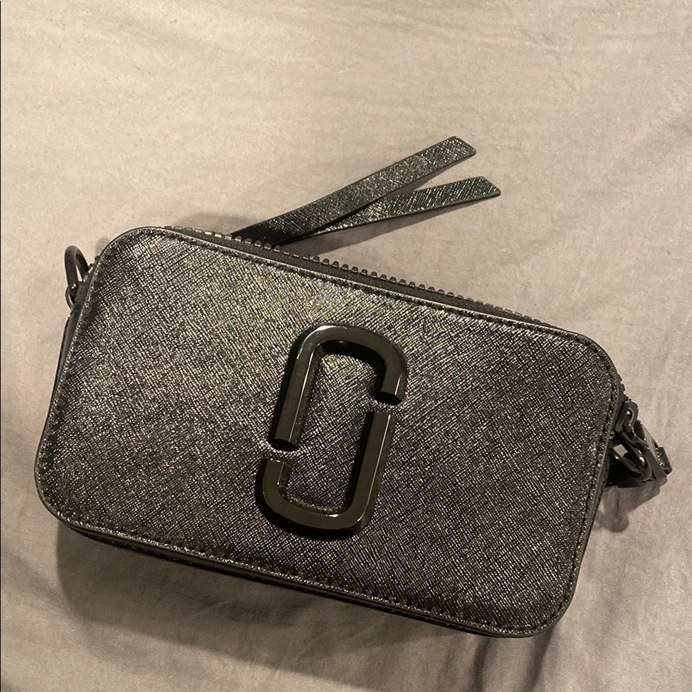 Marc Jacobs Black Crossbody Bag with Modern Design
